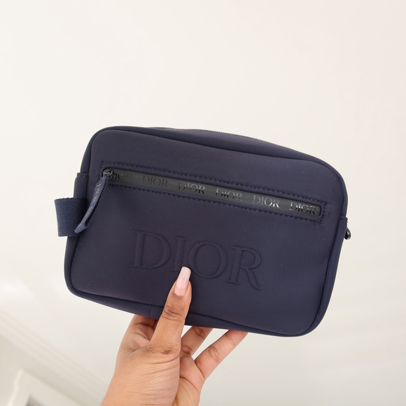 Dior Beauty Men's Sauvage GWP Nylon Toiletry Kit - Picture 1 of 7